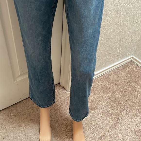 Levis Classic Straight-Leg Jeans - Picture 6 of 10